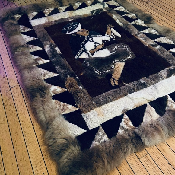 SUPER RARE Large Genuine Alpaca Wall-hanging Rug - “A Woman Scorned” - 68” x 51” - Picture 5 of 11